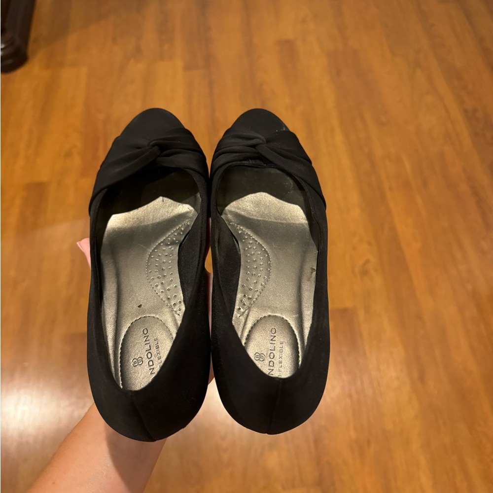 Women’s Black Pumps